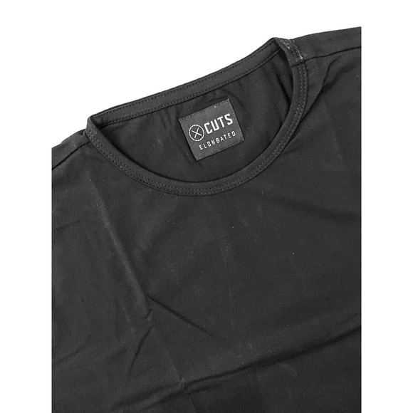 Cuts Clothing Men's Elongated Crew Neck Signature Fit Tee T-Shirt in Black - Picture 8 of 9